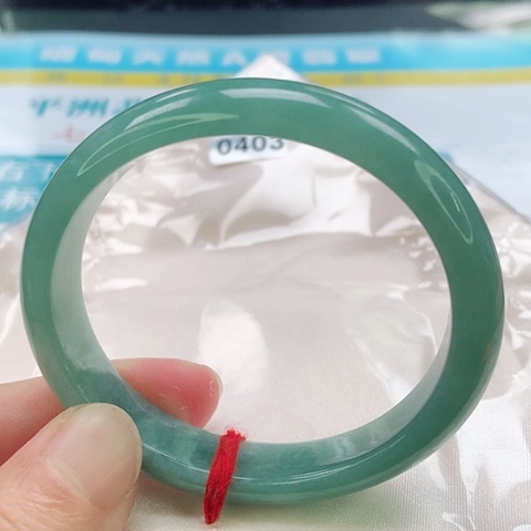 翡翠手镯（贵妃镯）未镶嵌0403号