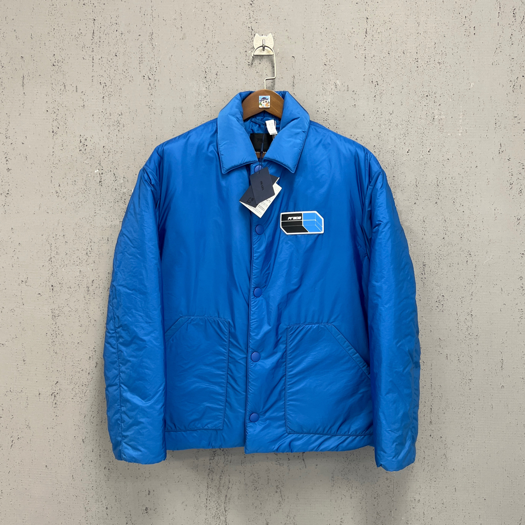 99新 Prada/普拉达 prada蓝色贴布logo棉服外套m码