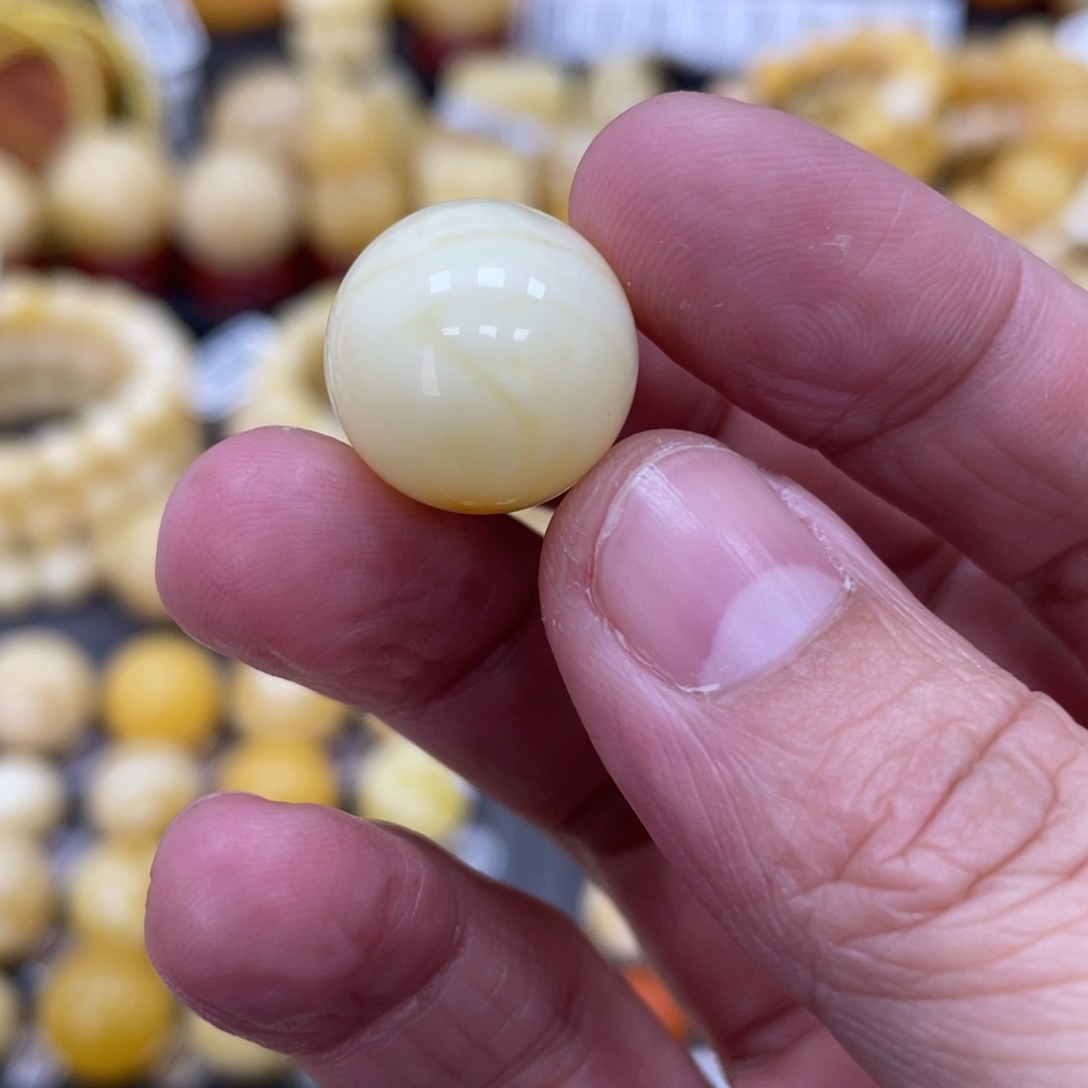 琥珀珠宝奇石未镶嵌16.2mm皮色打孔