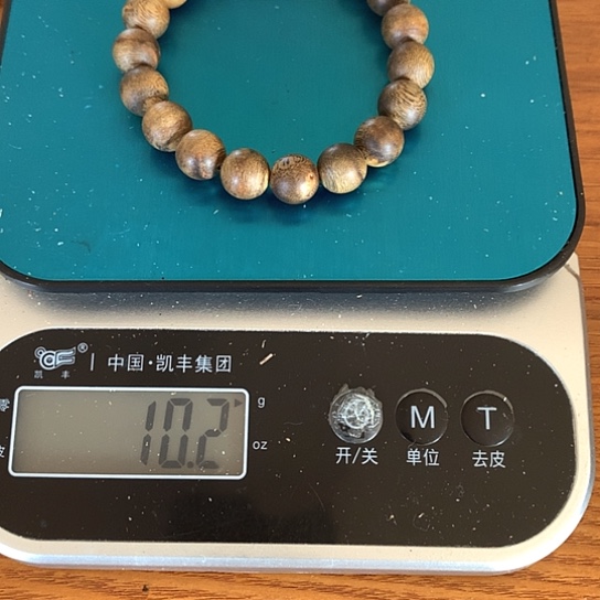 沉香木手串舍****7卡11手串