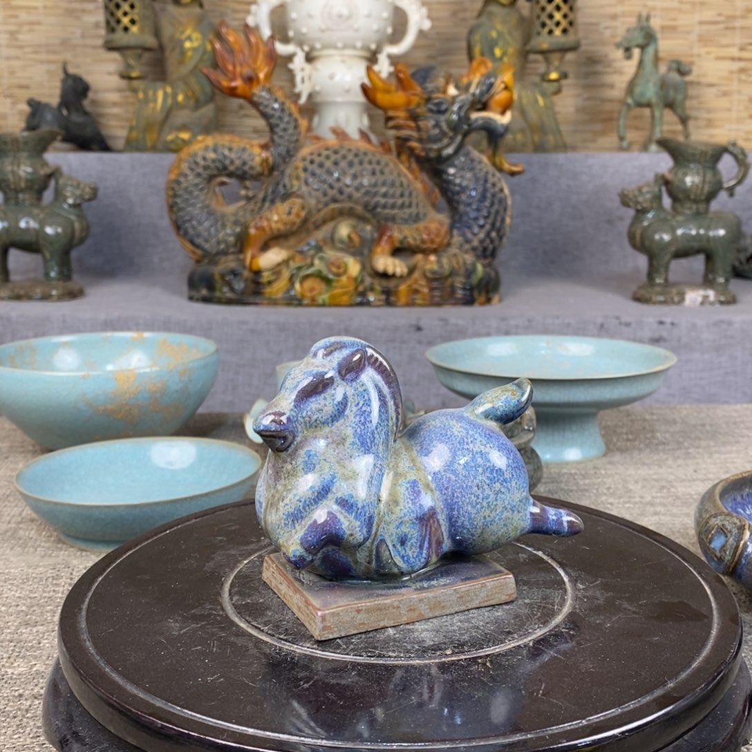 摆件陶瓷艺术家的作品