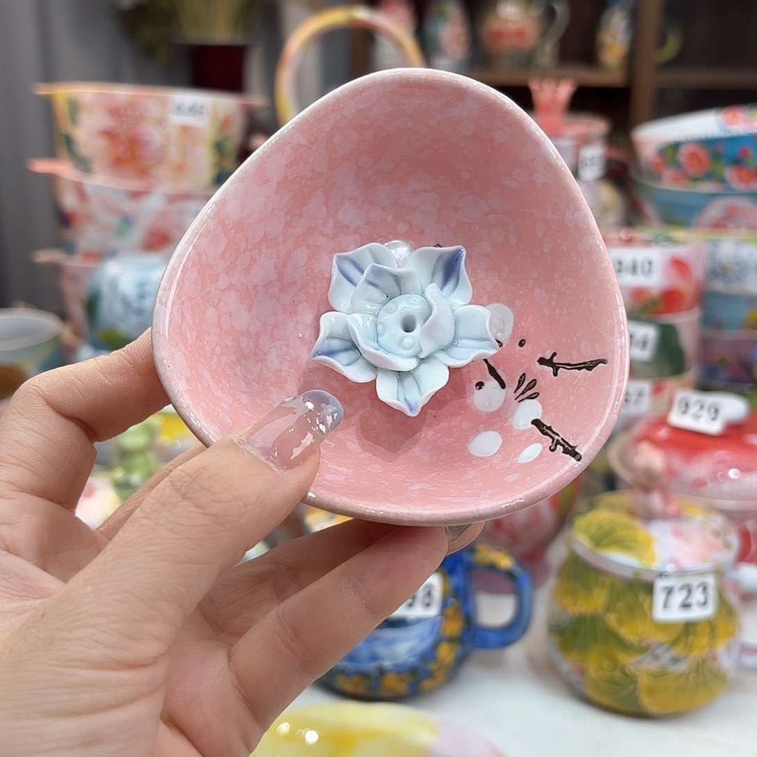 瓷片我不敢看电视我要把它拍