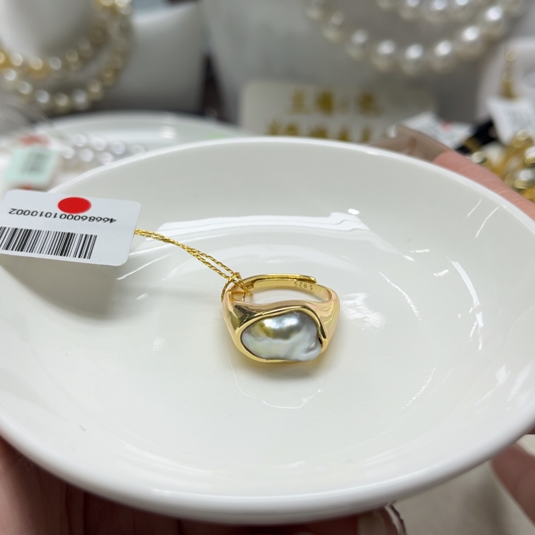 银S925镶嵌海水珍珠上新Keshi戒指?**皮