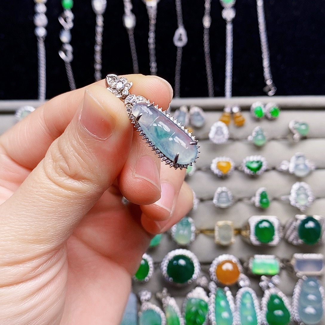 翡翠银S925镶嵌颈饰豆子