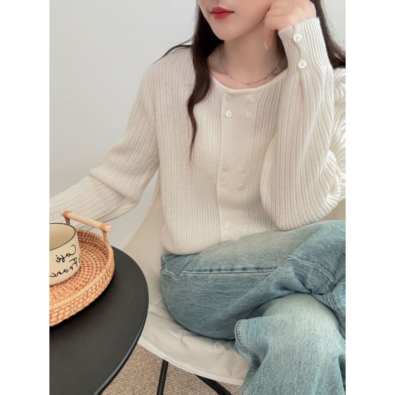 ZHJ317 知禾集 秋冬季设计感复古双排扣软糯修身针织衫毛衣女