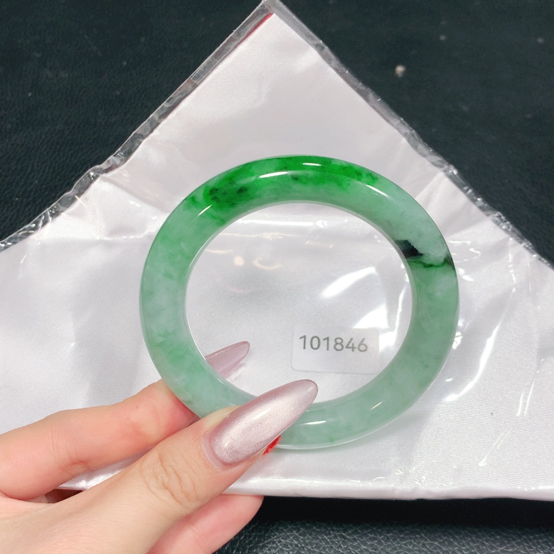 翡翠未镶嵌手镯天然翡翠手镯04