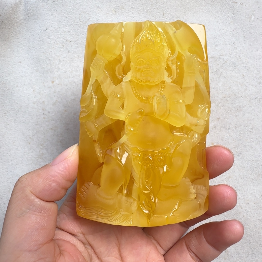 蜜蜡未镶嵌珠宝奇石