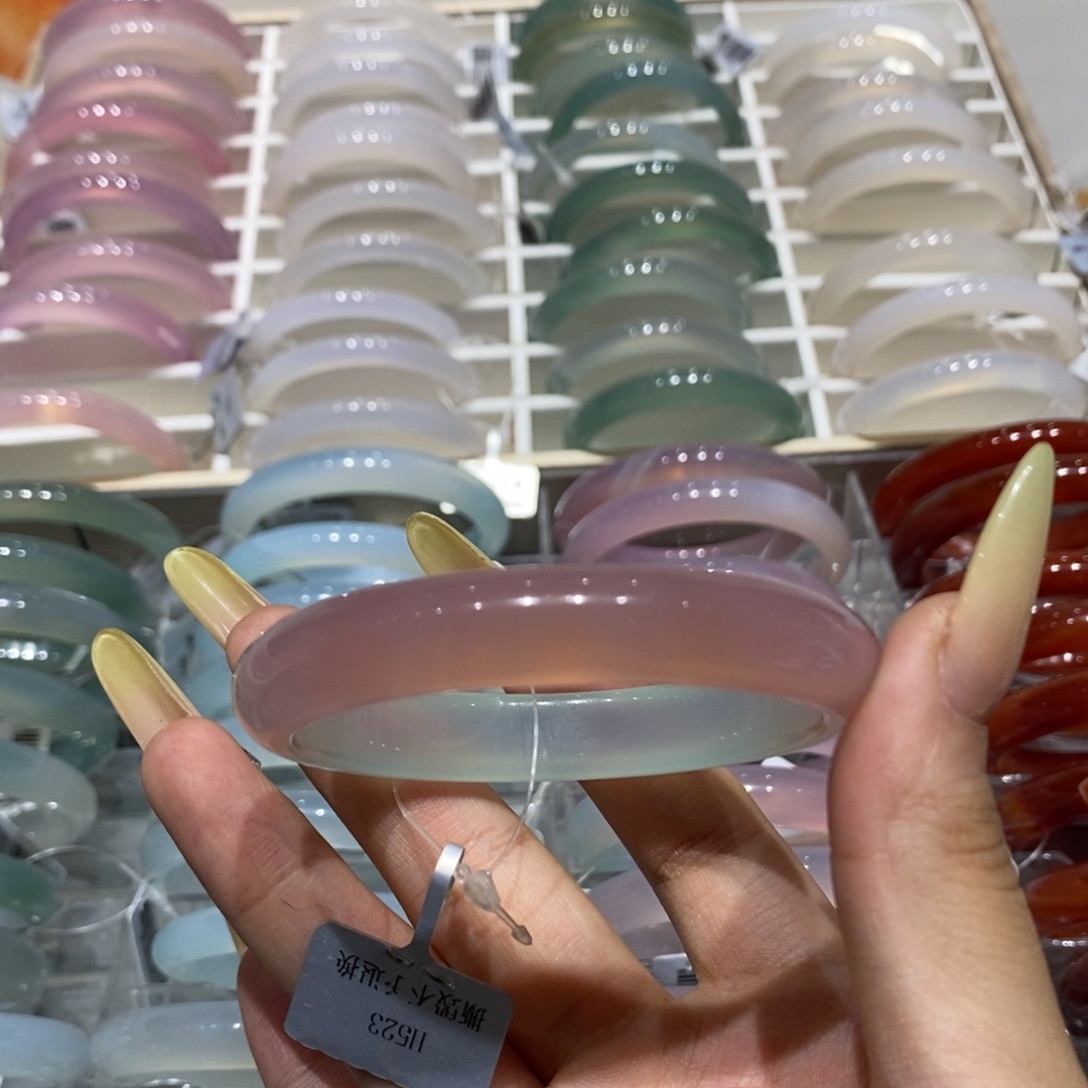 玛瑙/玉髓未镶嵌手镯