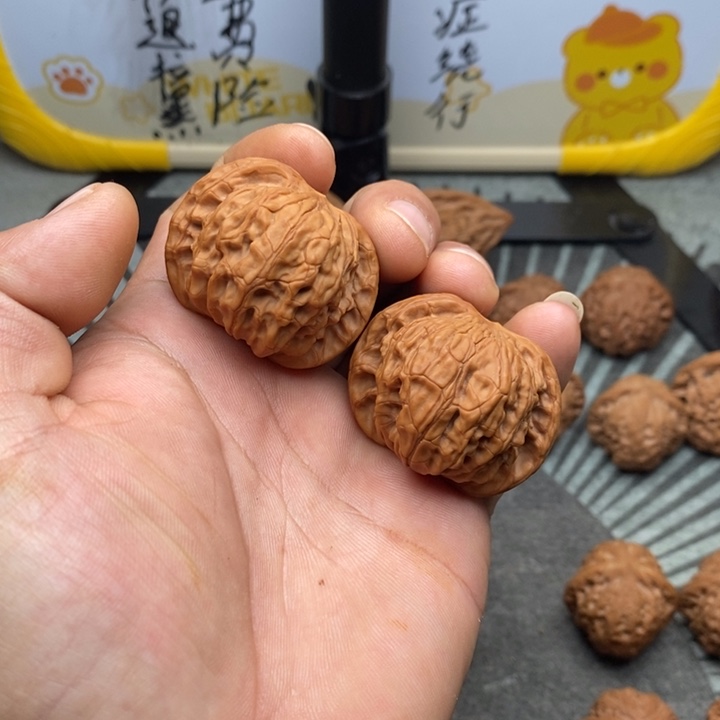 文玩核桃把件磨盘