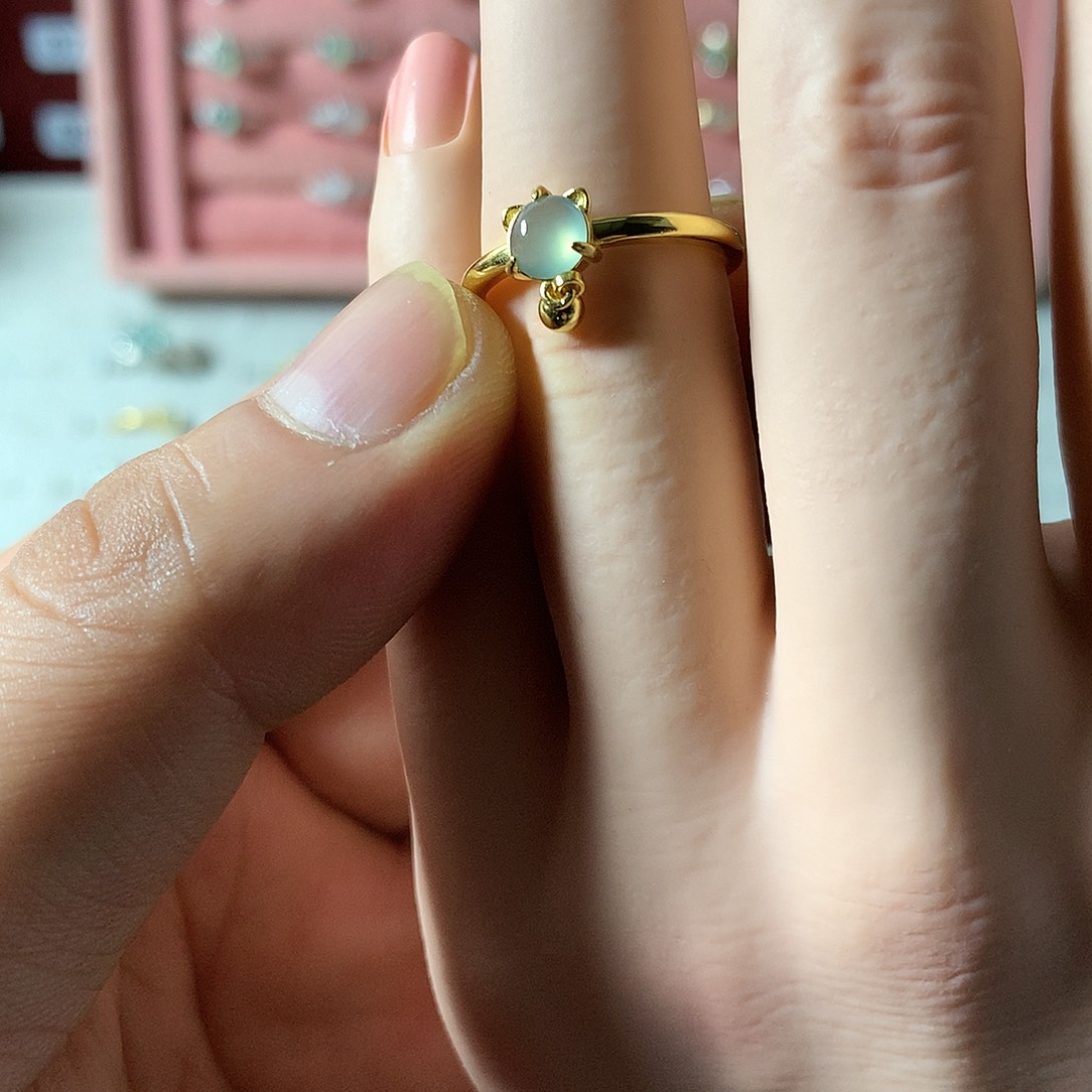 J***3翡翠未镶嵌戒指915