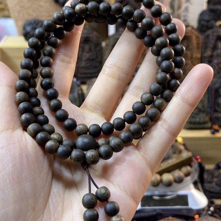 木好****华芽庄绿奇楠0.6