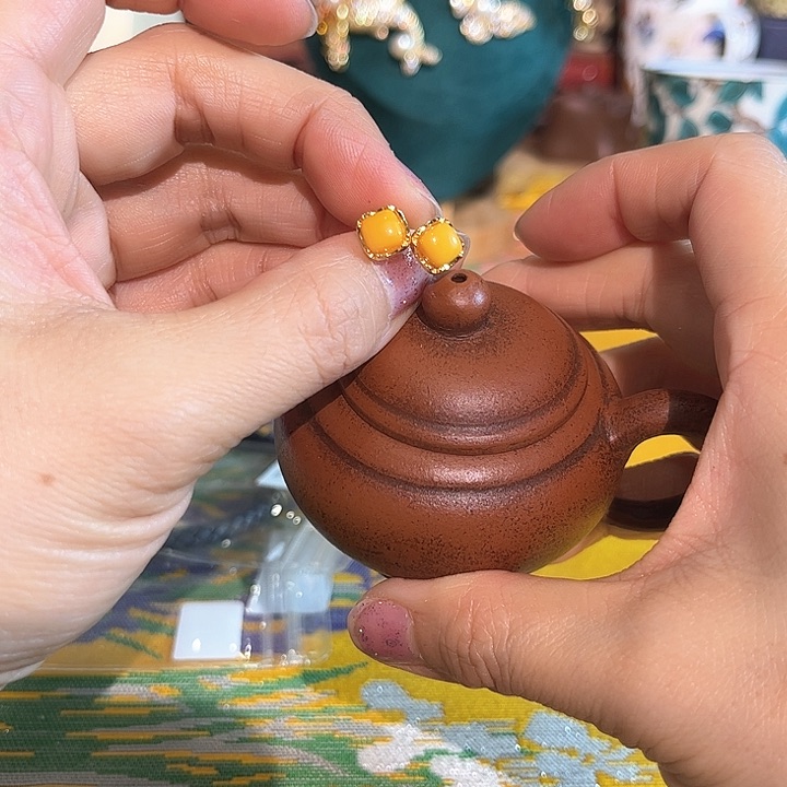 瓷片Wwertuoohdgjgfhj