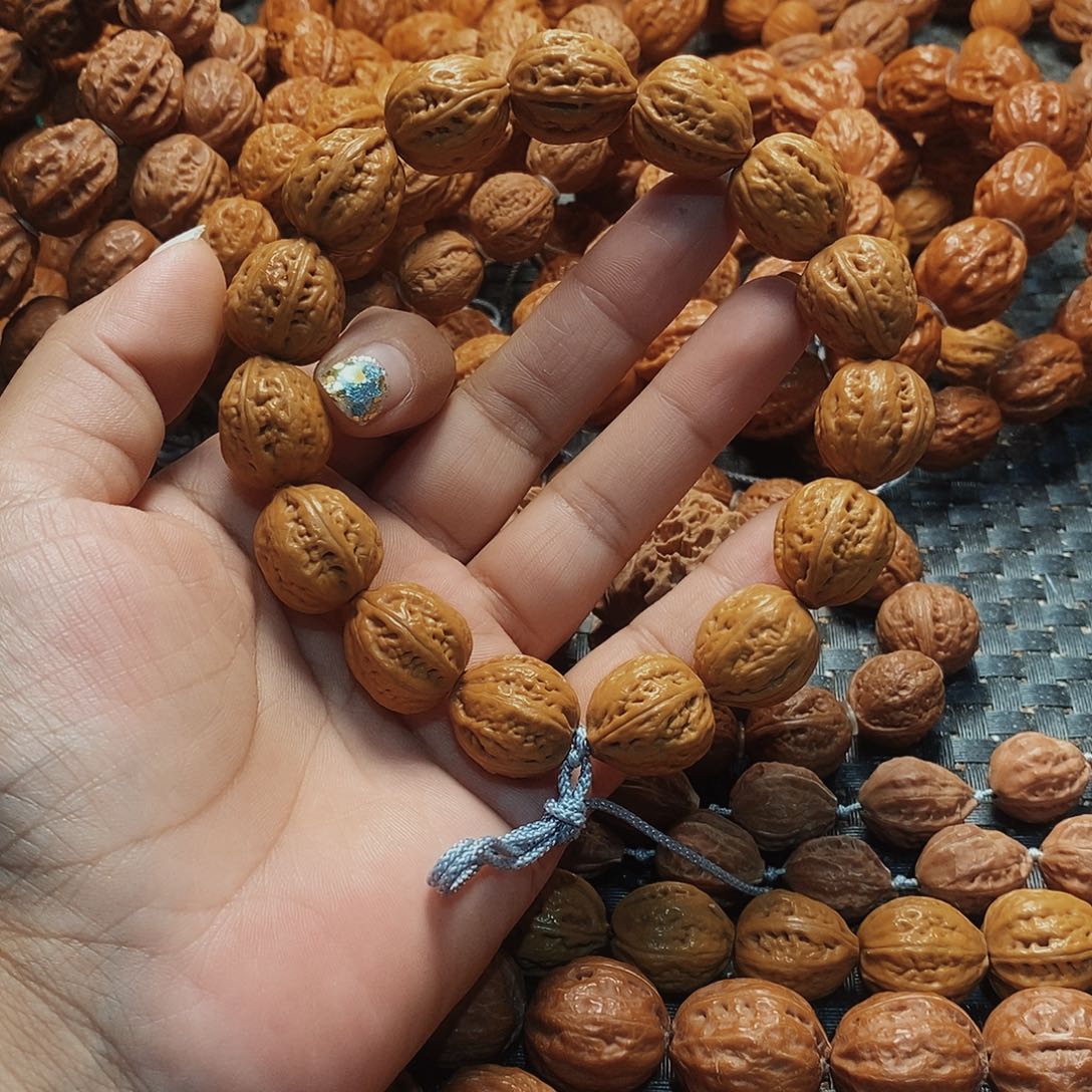 1***a文玩核桃手串瓜子