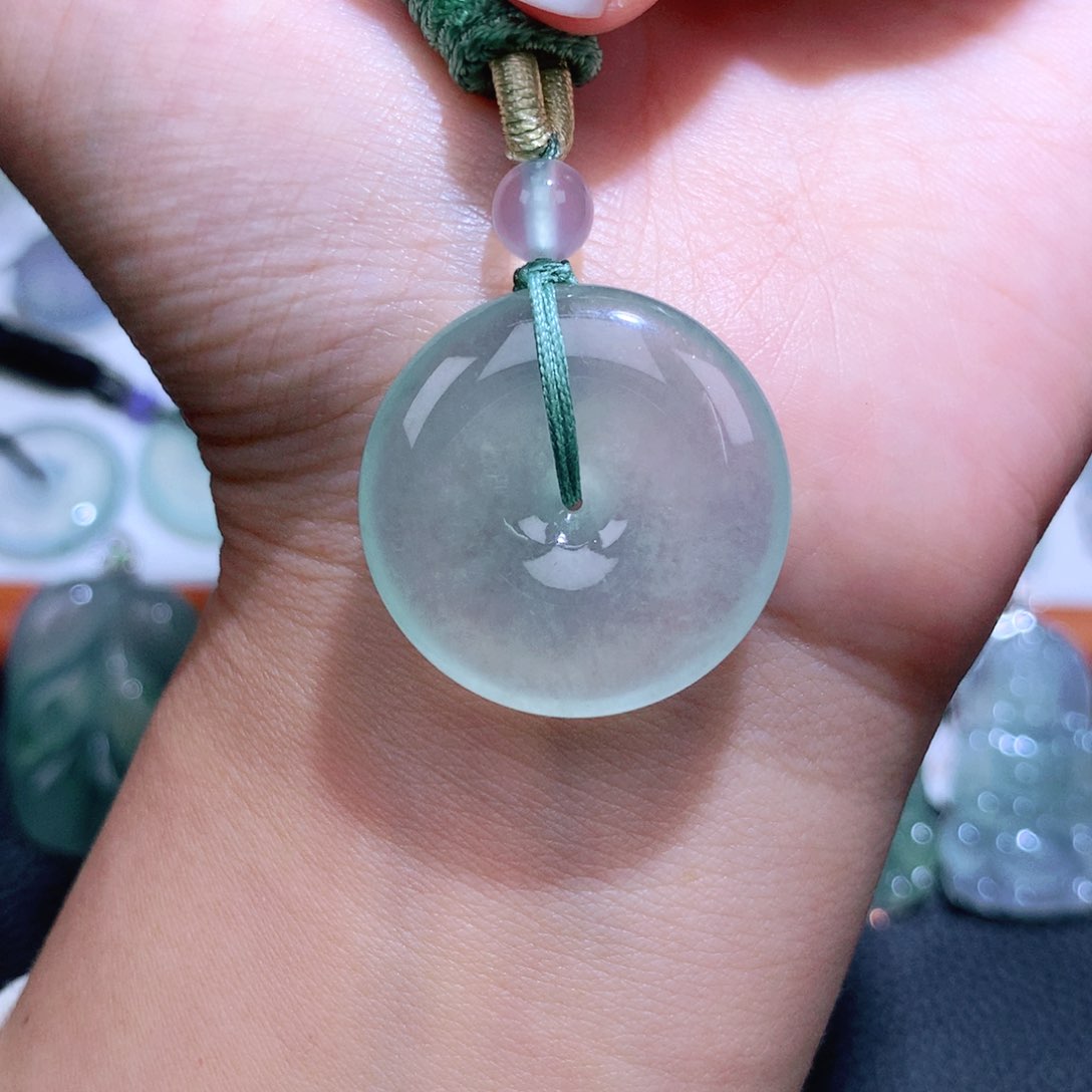 颈饰未镶嵌翡翠扣子