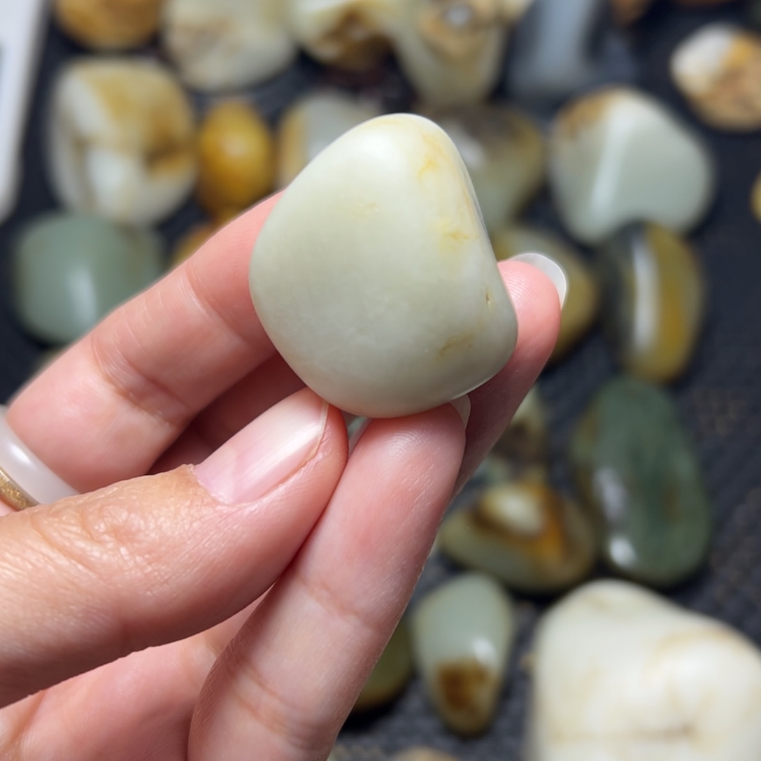 和田玉未镶嵌挂件A1