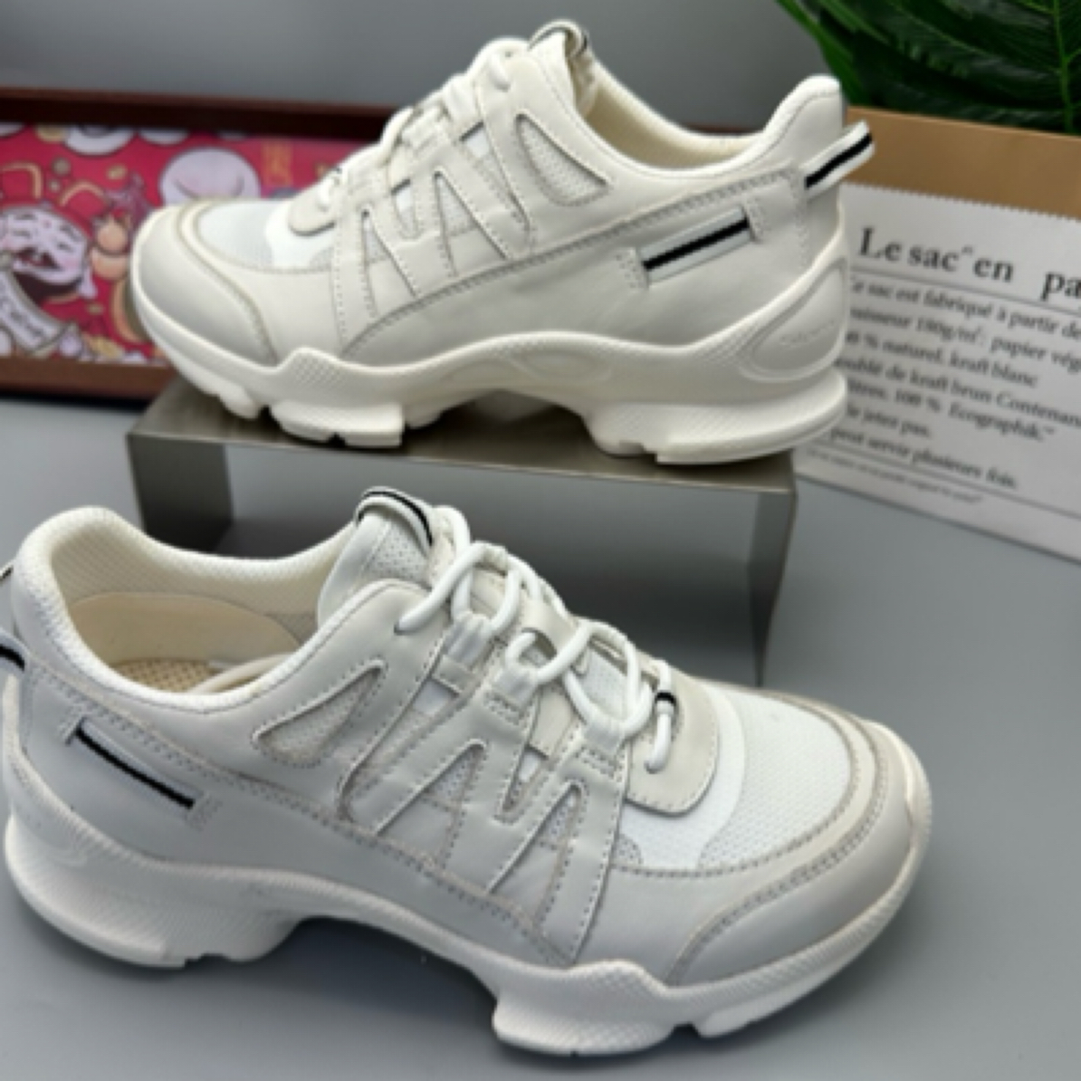 狼耳2025女款白色休闲鞋踪迹情侣款网面透气健步鞋