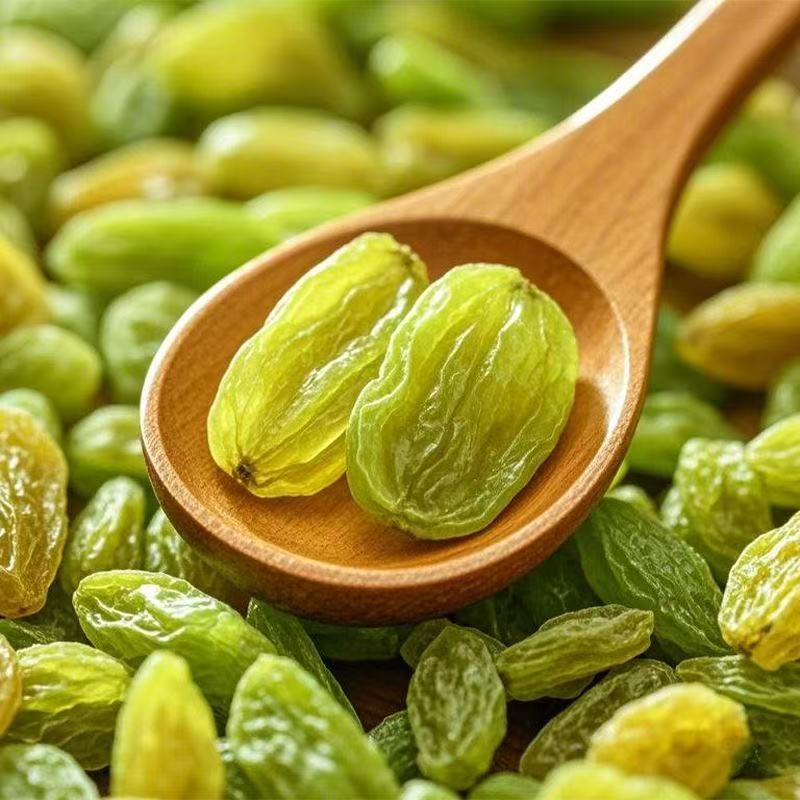 俏天红绿宝石/彩虹/黄葡萄干250g/袋香甜可口零食