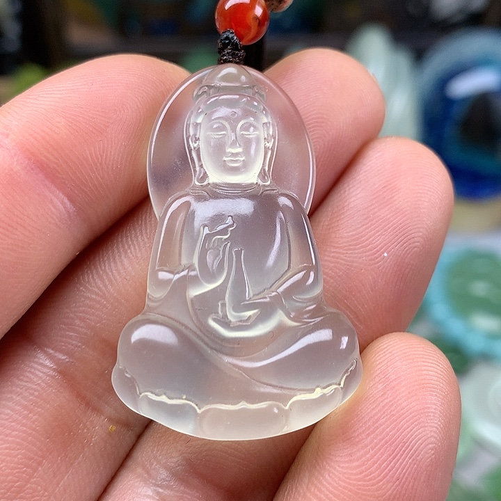 蛇纹石玉挂坠未镶嵌