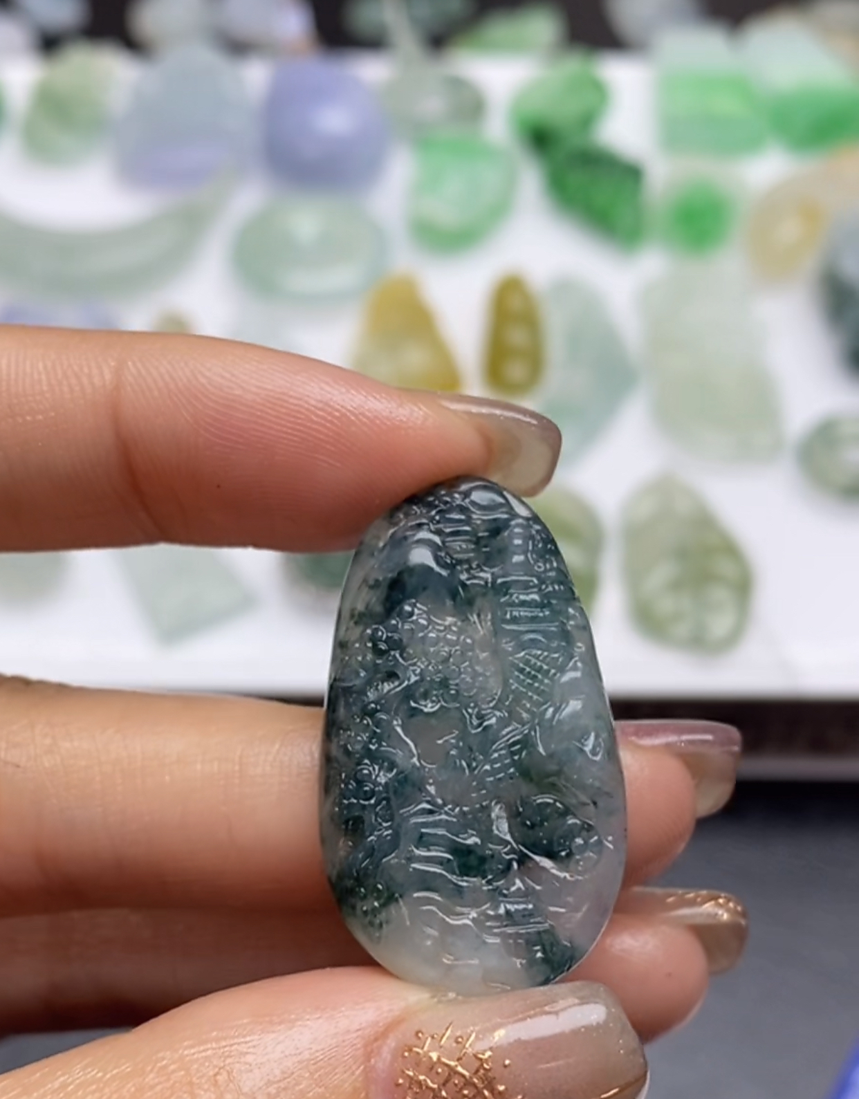 缅甸翡翠A货定制毛货多样性发一件~