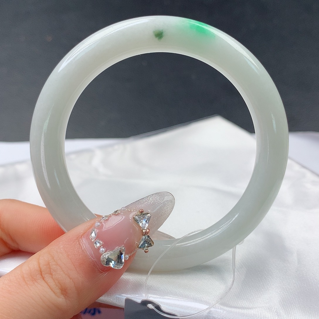 翡翠手镯未镶嵌0073圆53.7