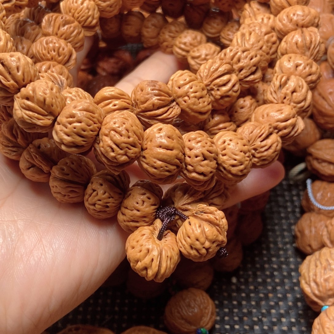 人***人桃核手串蟠桃108颗