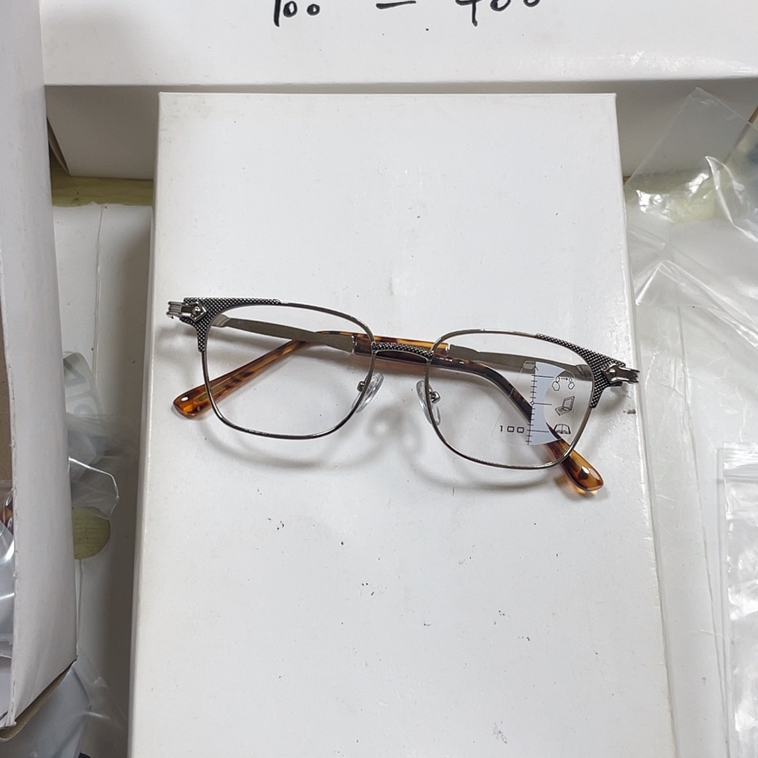 100度银色变焦。   