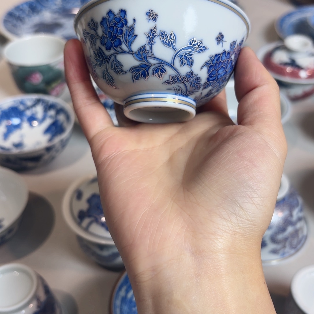 青花描银嘎嘎好看