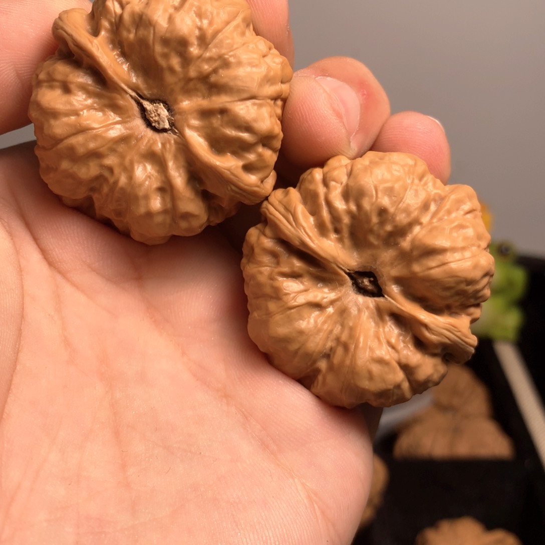 吊坠文玩核桃就***。