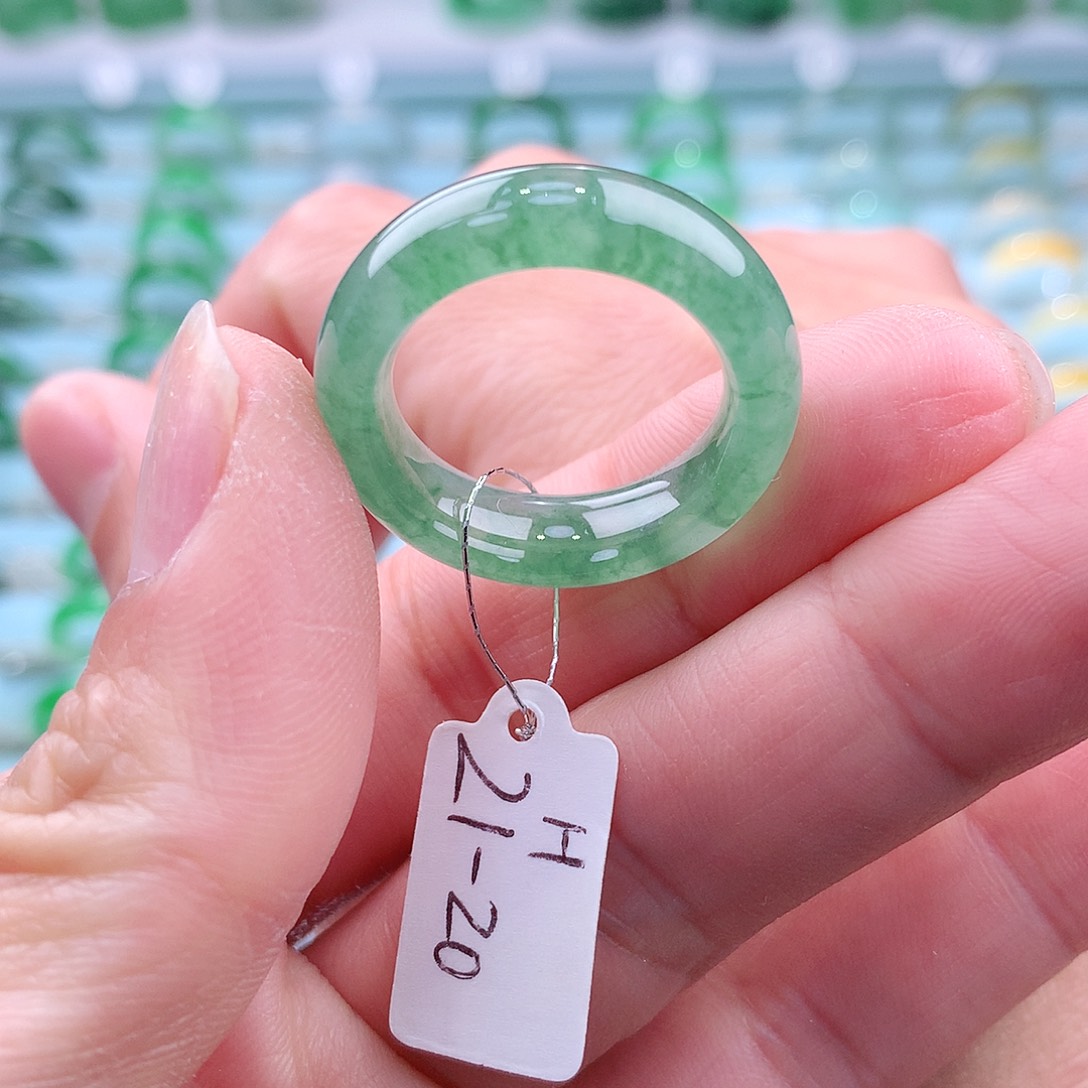 翡翠戒指未镶嵌缅甸翡翠A货