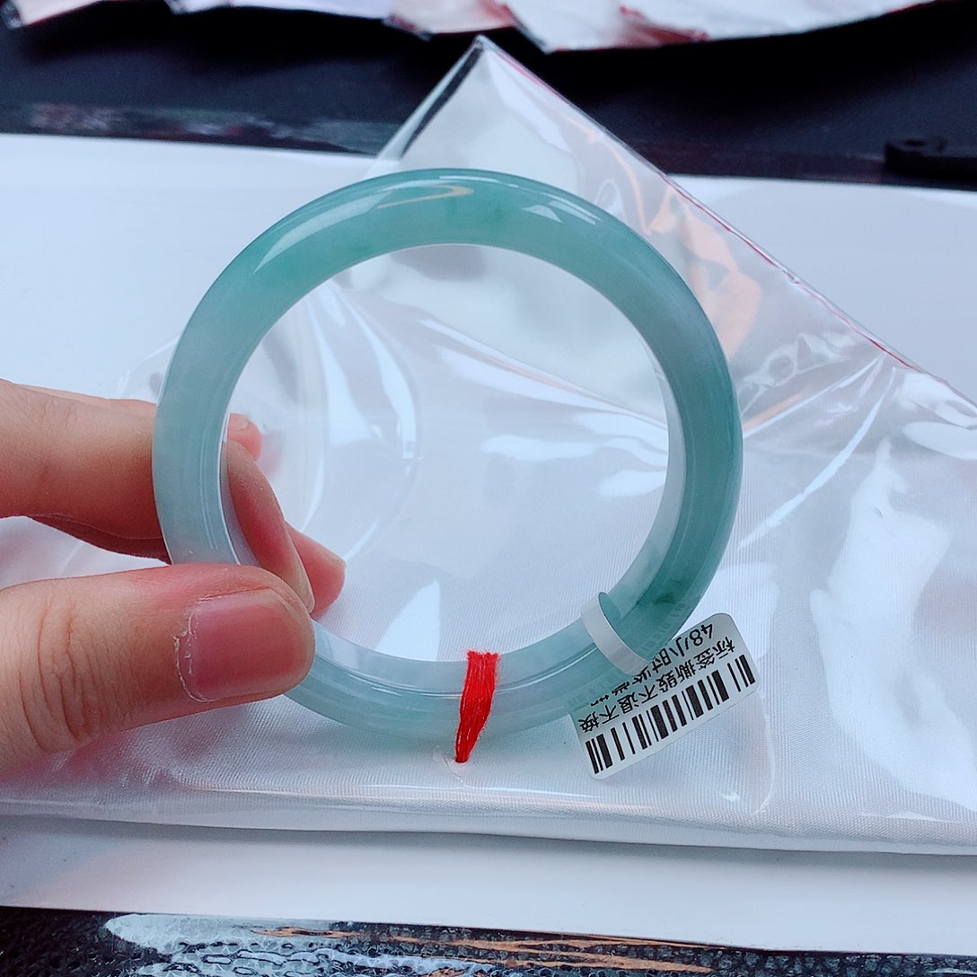 翡翠未镶嵌手镯天然缅甸翡翠A货手镯