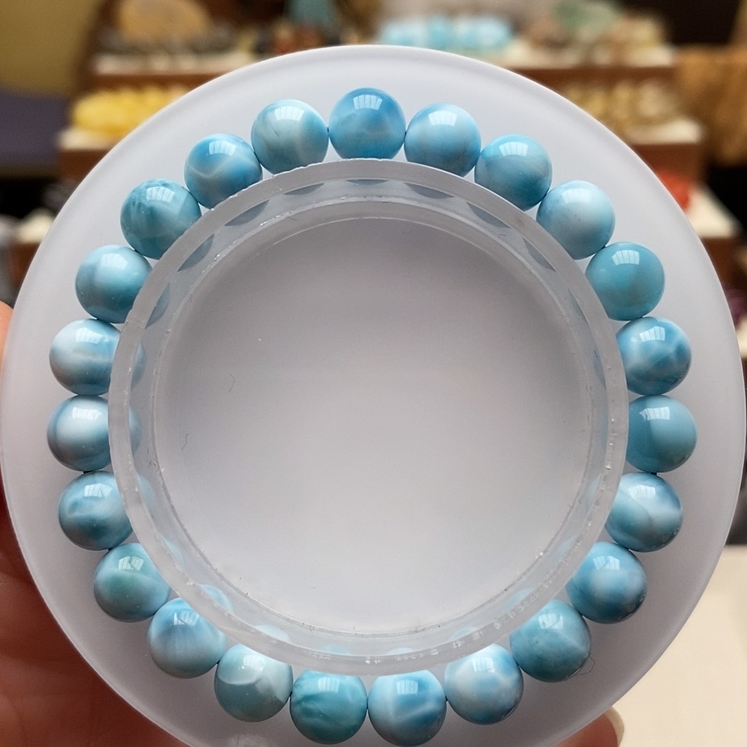 未镶嵌针钠钙石（海纹石）手链