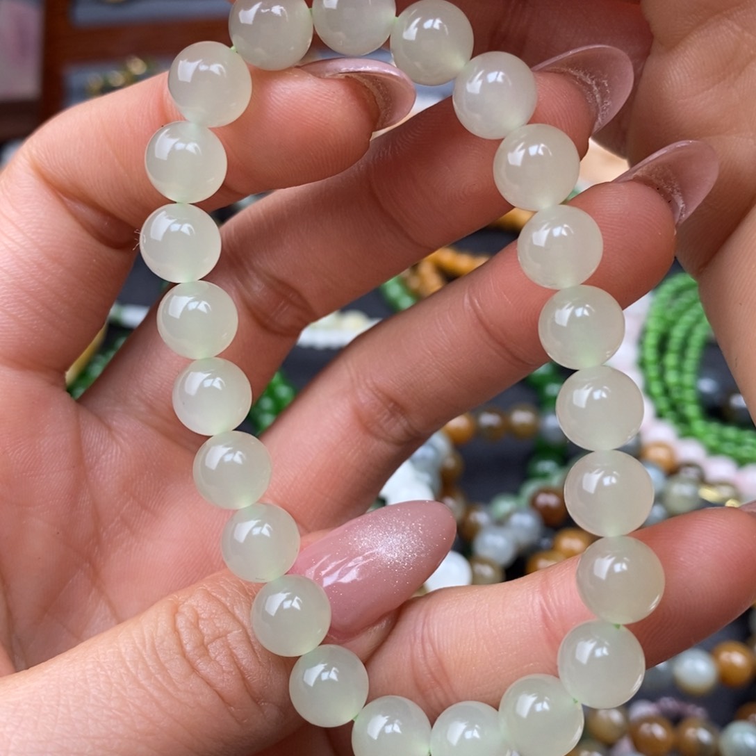 和田玉冰晴荧光猫手串 8mm未镶嵌