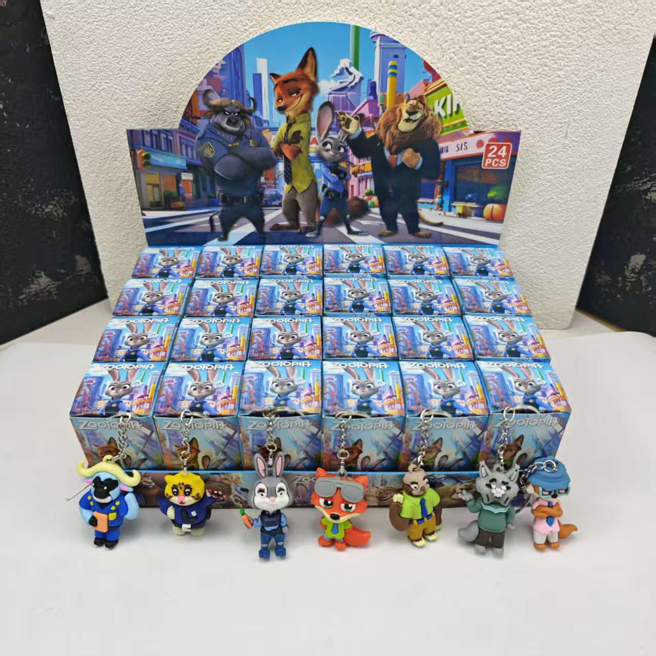 动物城惊喜盒子潮玩公仔挂件儿童玩具礼物