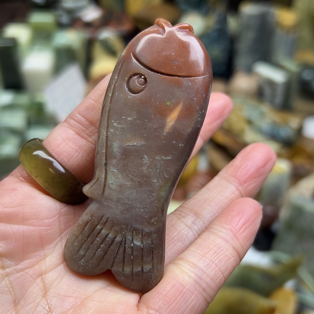 岫玉未镶嵌颈饰辽阳料