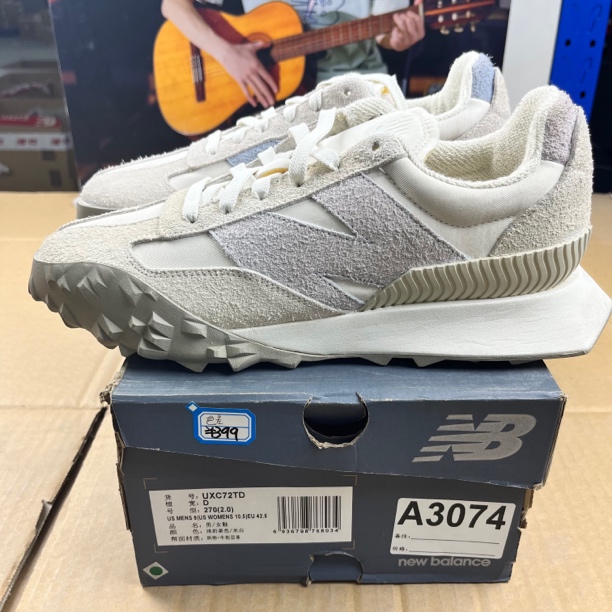 A3074 NEW BALANCE UXC72TD 42.5码运动鞋直播微瑕疵 无售后