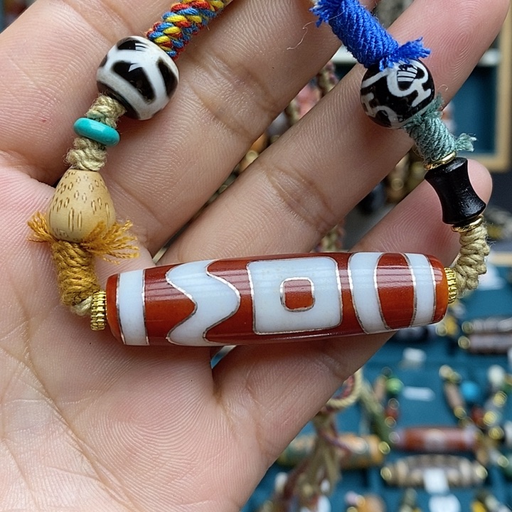 玛瑙/玉髓颈饰合金?****息