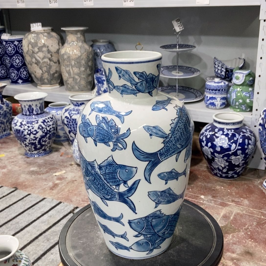 摆件花瓶手绘釉下彩