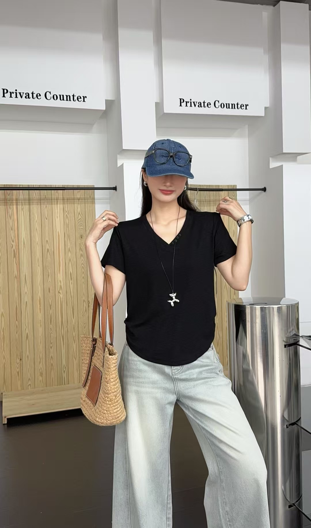 不对称常规罗纹V领短袖拼接百搭纯色T恤