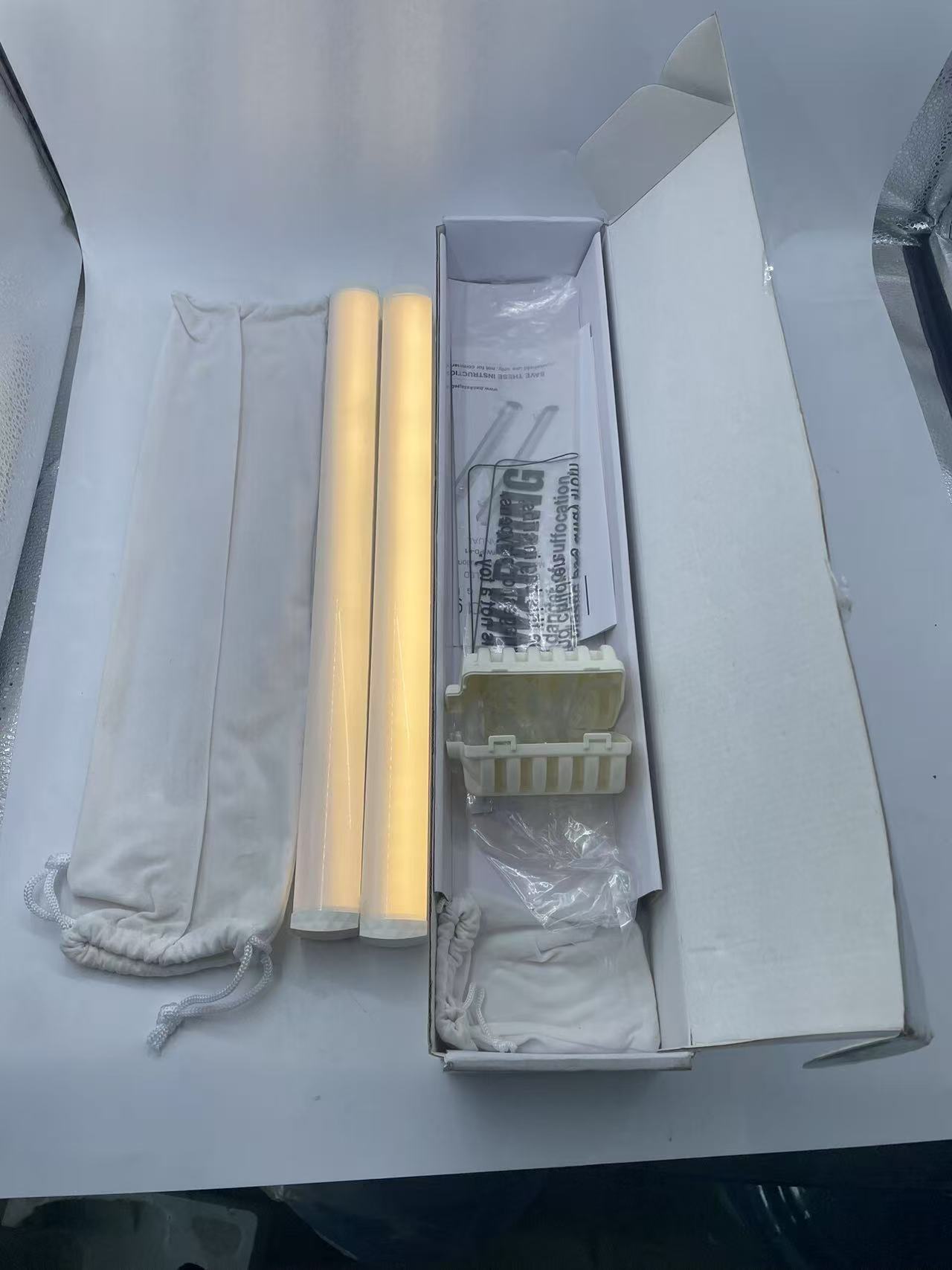 【外贸尾单】家用吸盘圆形灯条一对简约