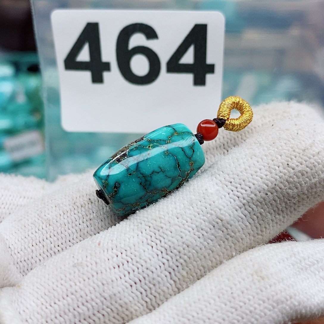 绿松石颈饰未镶嵌