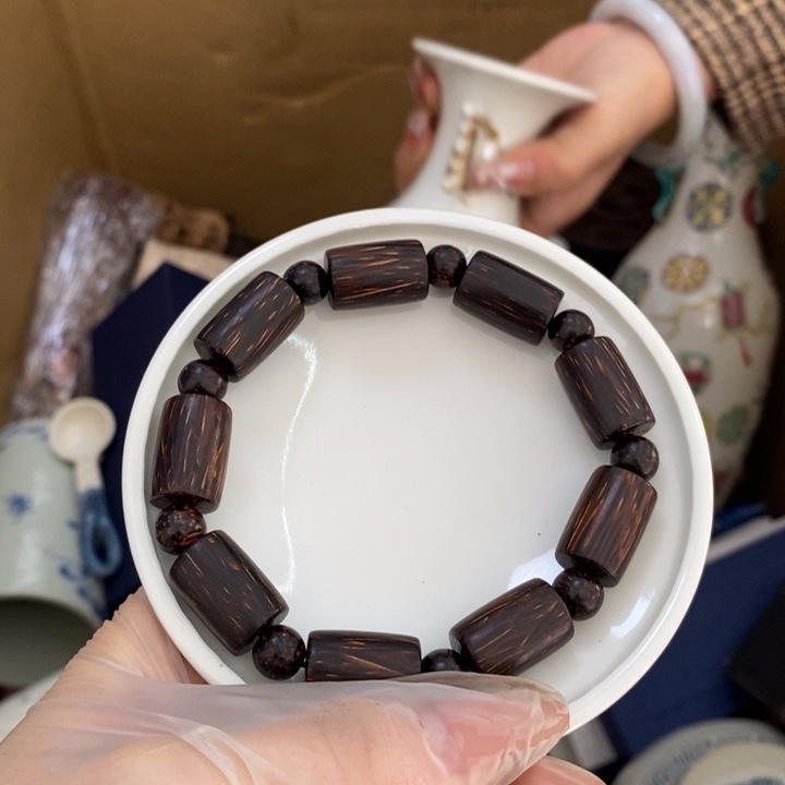 瓷片哦哦哦哦我哦哦哦哦