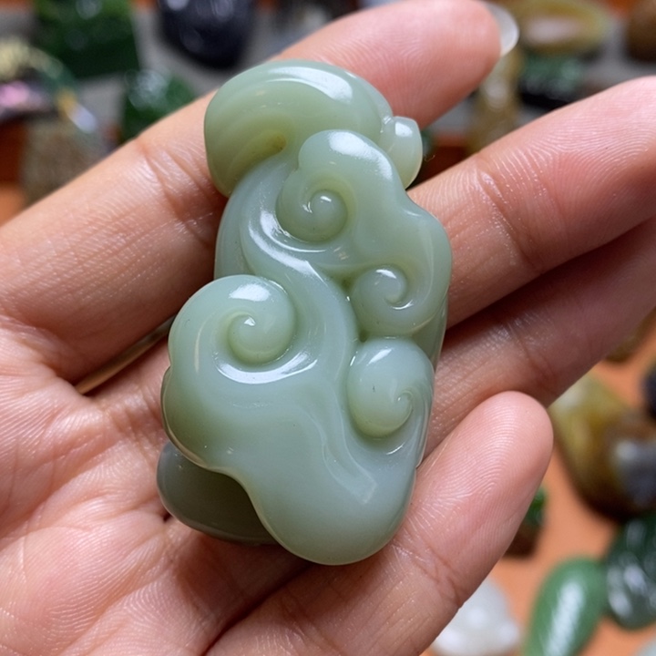 和田玉颈饰未镶嵌