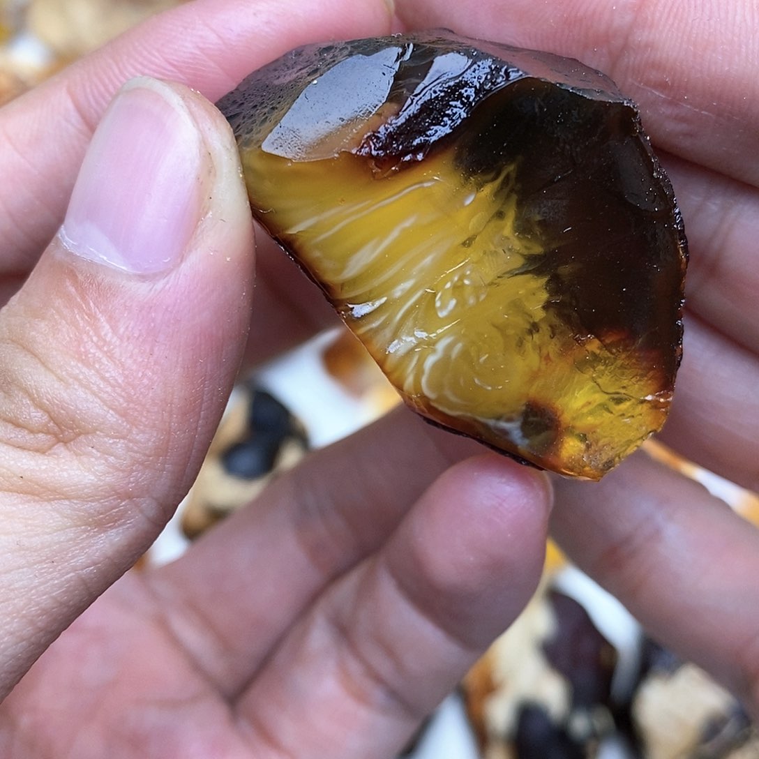 定制蜜蜡未镶嵌裸石