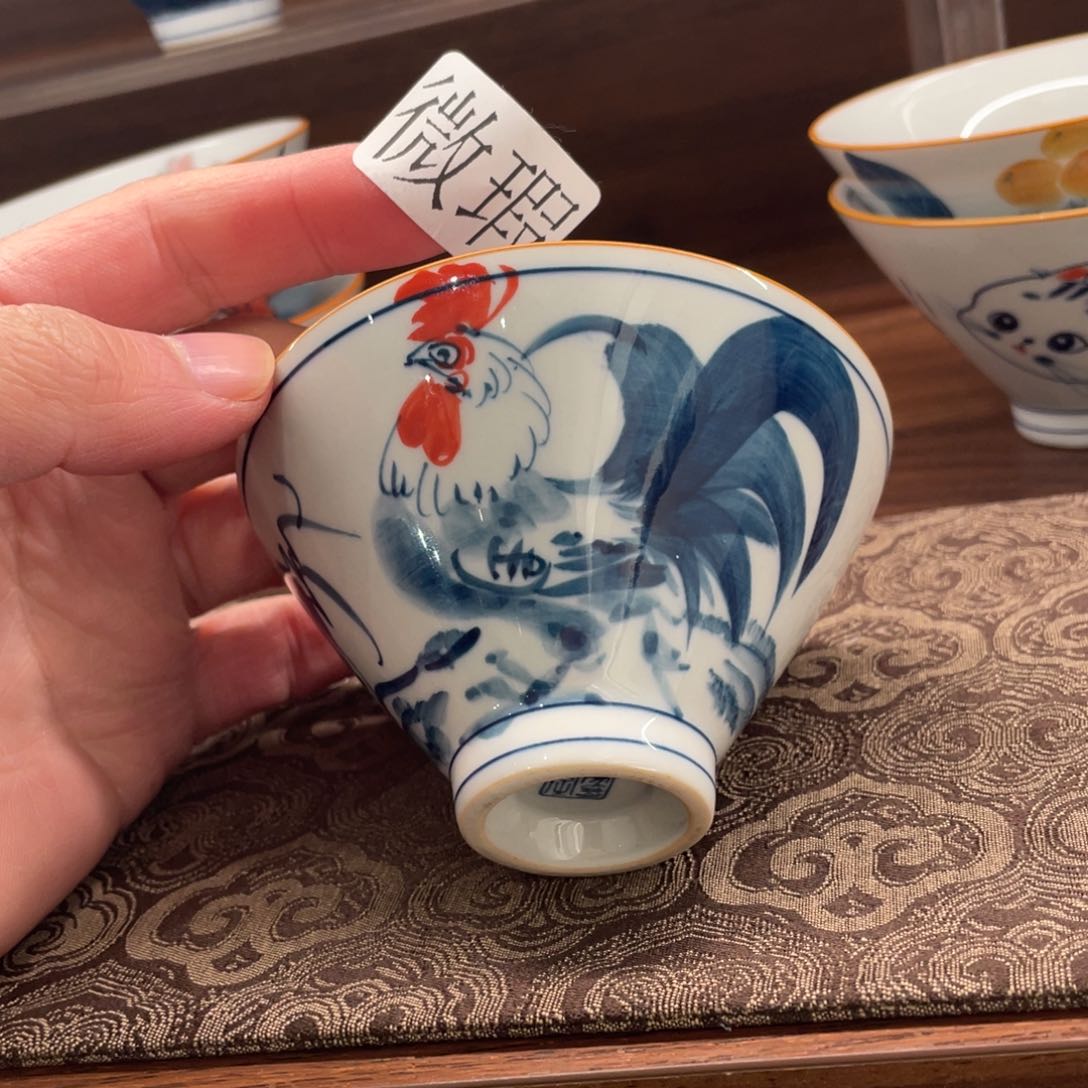 釉下手绘茶具微瑕