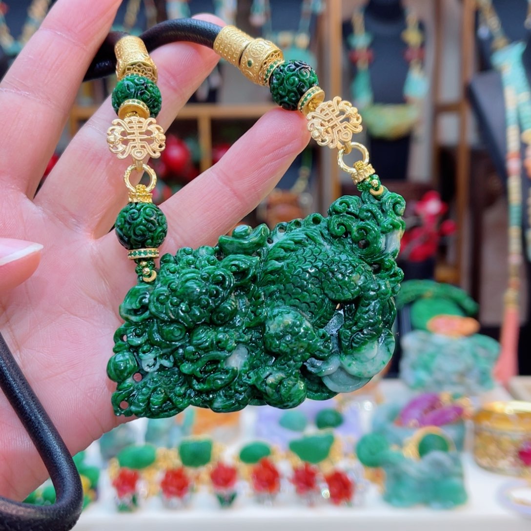 翡翠颈饰合金48小时鉴赏期