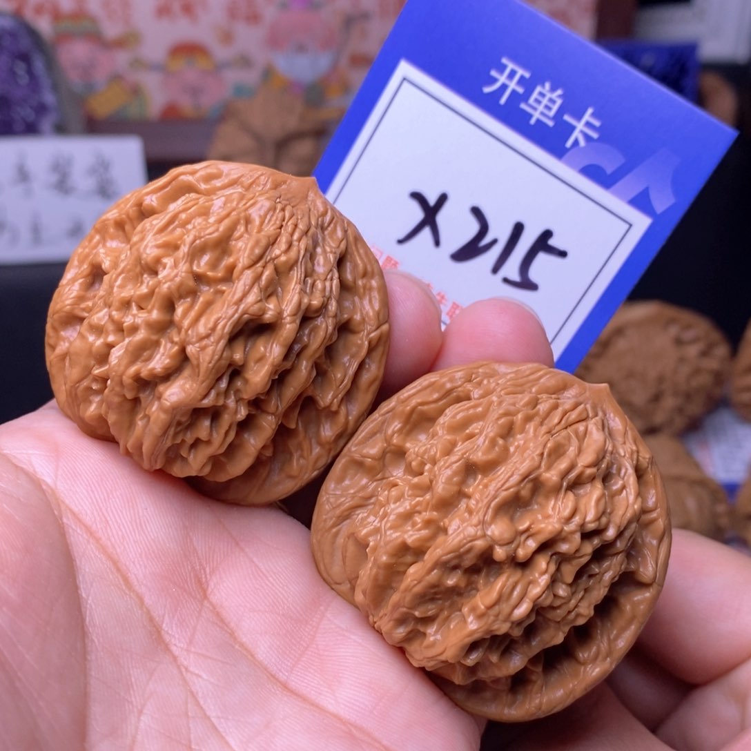 文玩核桃把件44虎头x215