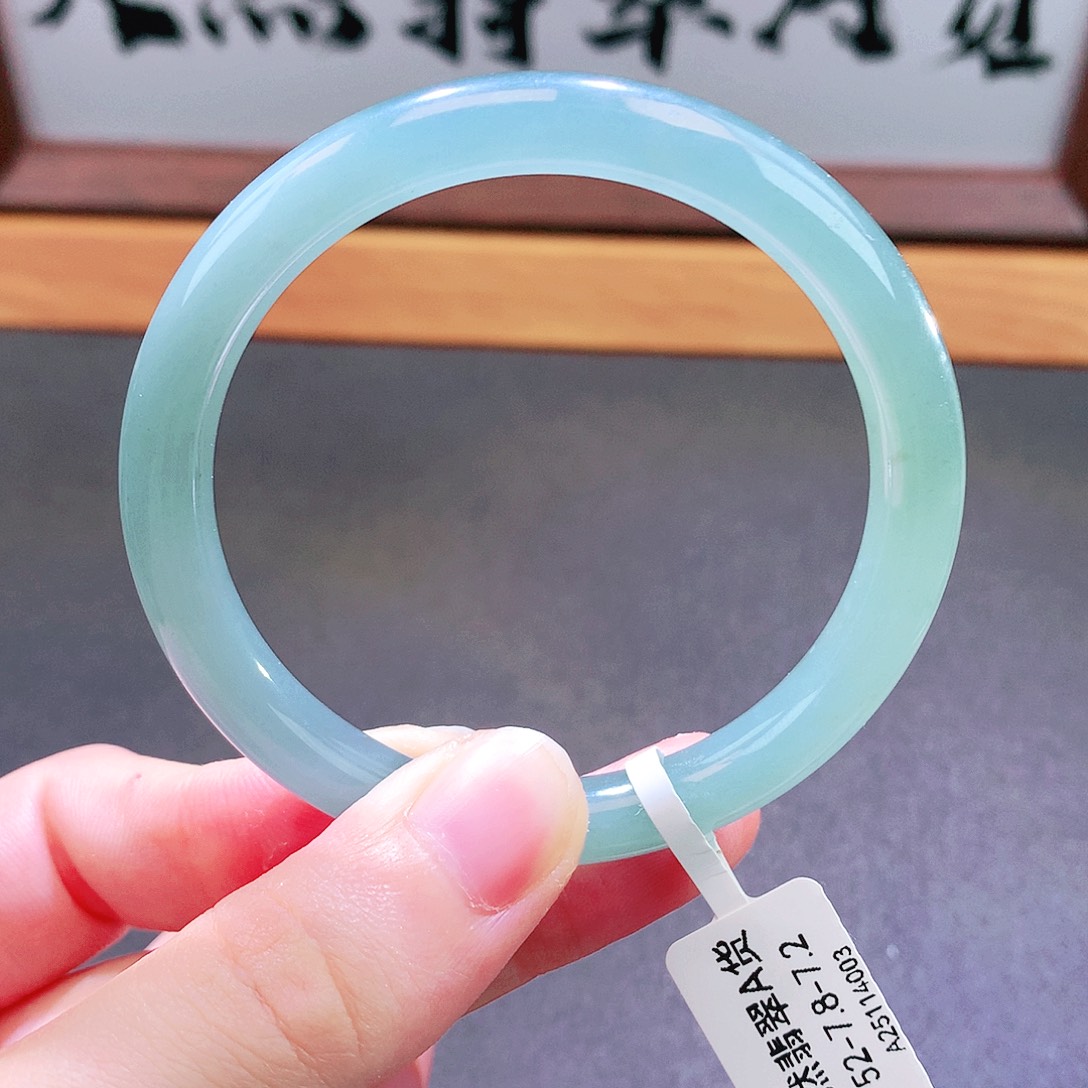 翡翠未镶嵌手镯天然翡翠