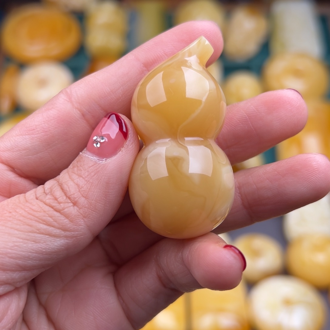 琥珀颈饰未镶嵌纯天然琥珀蜜蜡无优化