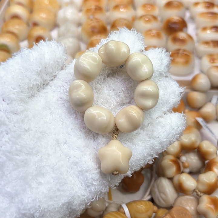 白玉菩提把件71 象牙果原果雕刻星星手捻