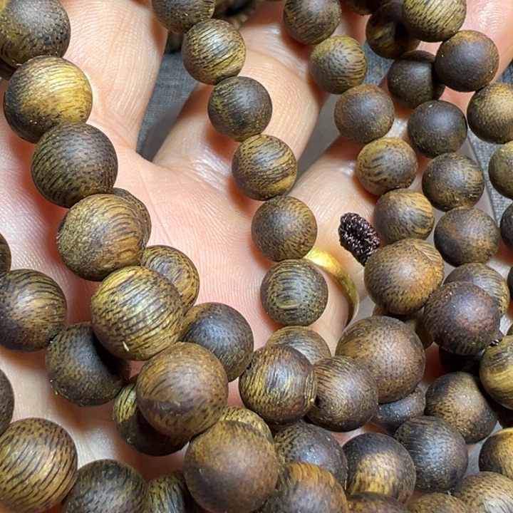 沉香碎屑沉香0.8多圈27.6克